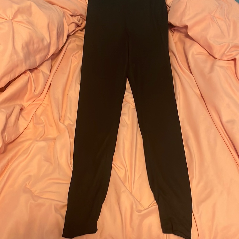 Leggings.